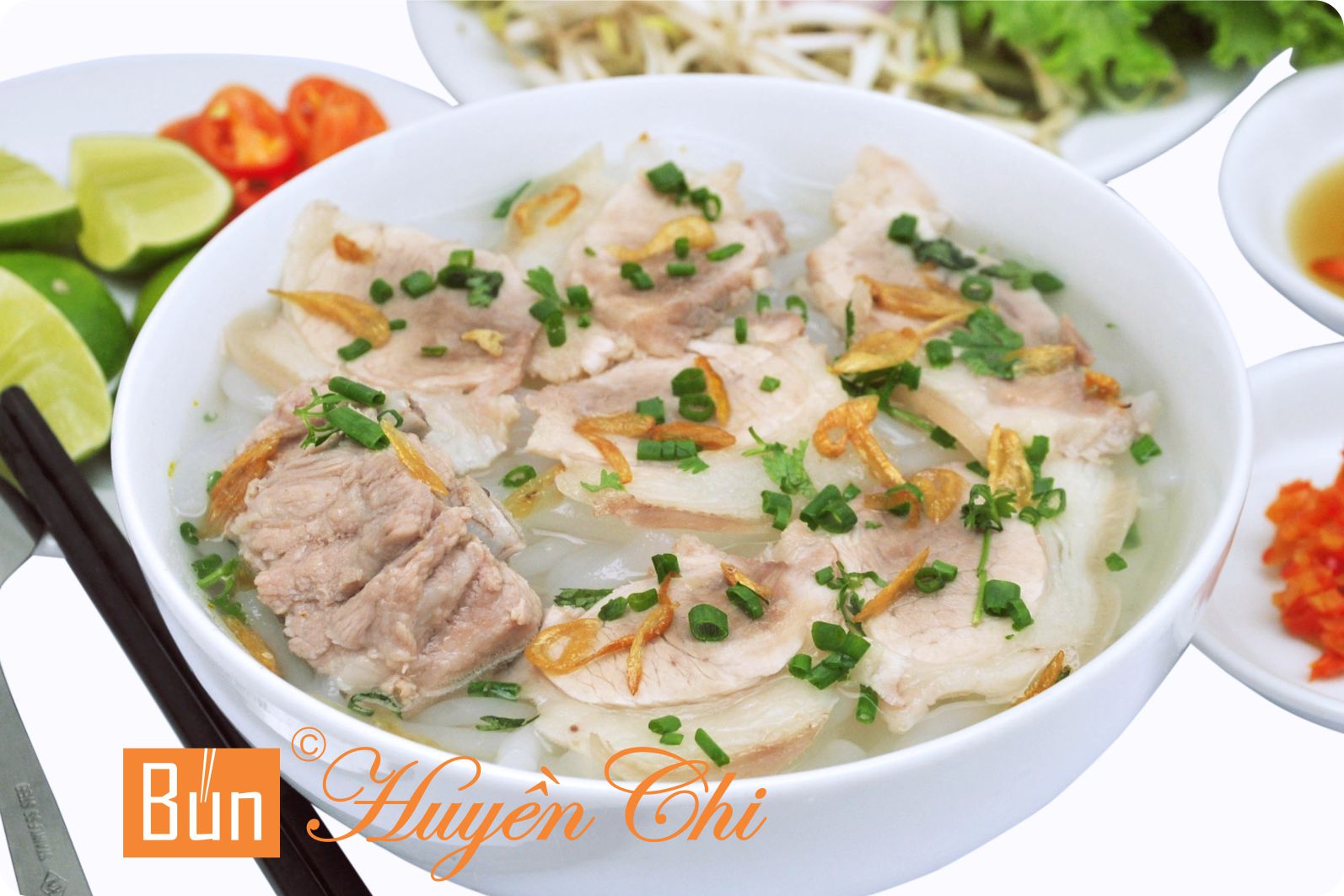 Bánh canh sườn non