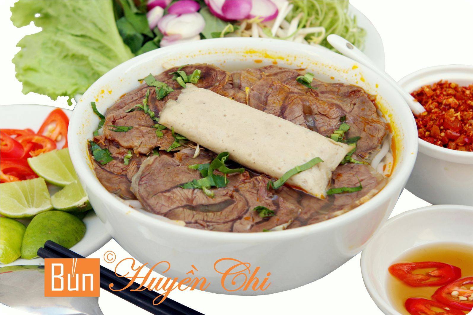 Bún bò thịt chả (tô vừa)